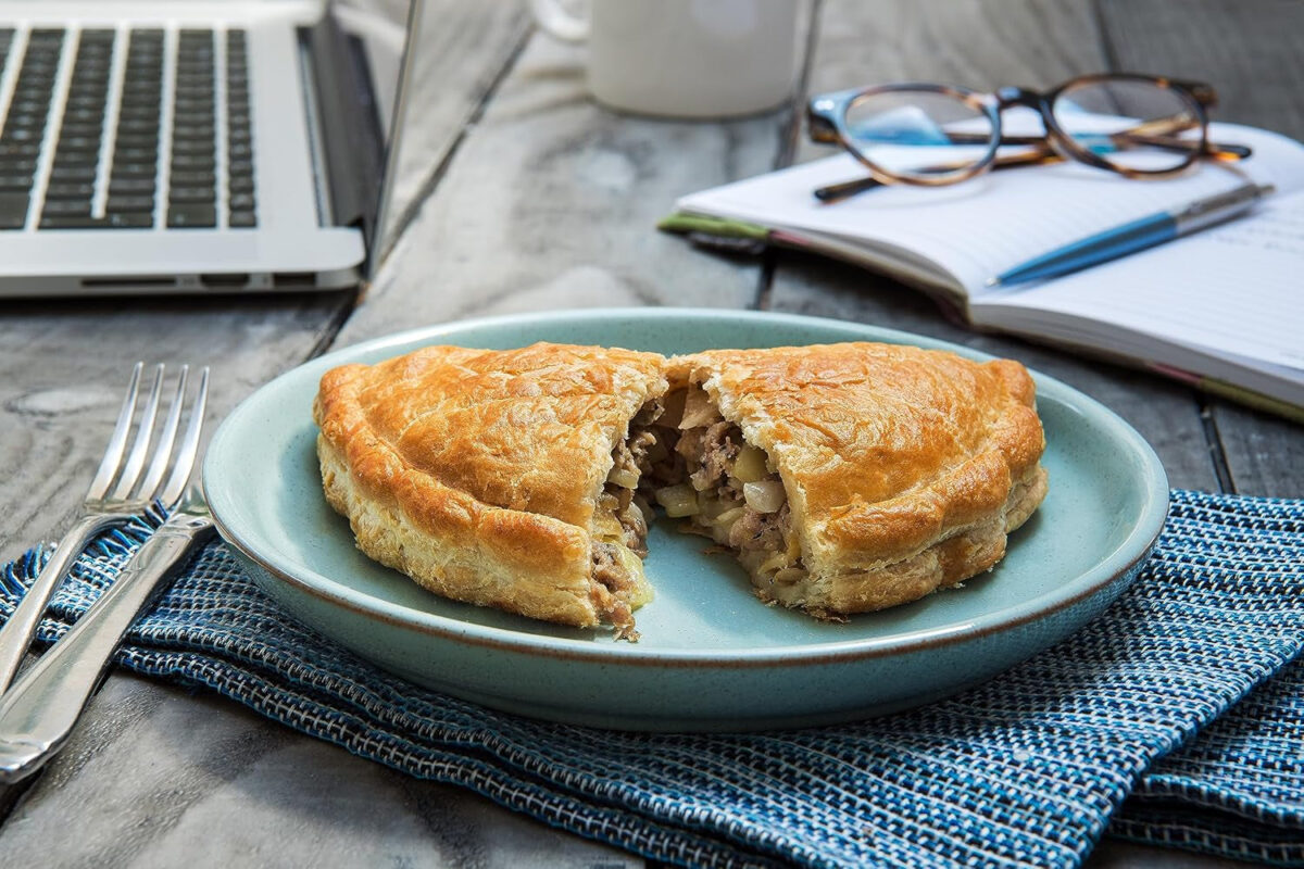 Ginsters Original Cornish Pasty, 227G