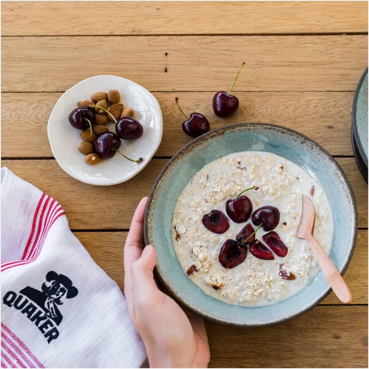 Quaker Oat so Simple Big Bowl Golden Syrup, 6 X 49.6 G
