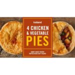 Iceland 4 Chicken and Vegetable Pies 568G (Frozen)