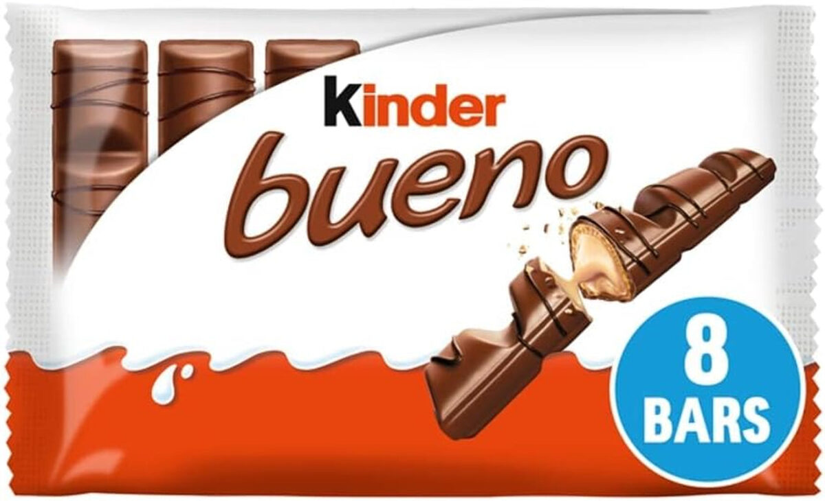 Kinder Bueno Wafer Twin Bars, Chocolate Gift Pack, Milk Chocolate Covered Wafer with Smooth Milky and Hazelnut Filling, Pack of 4 X 2