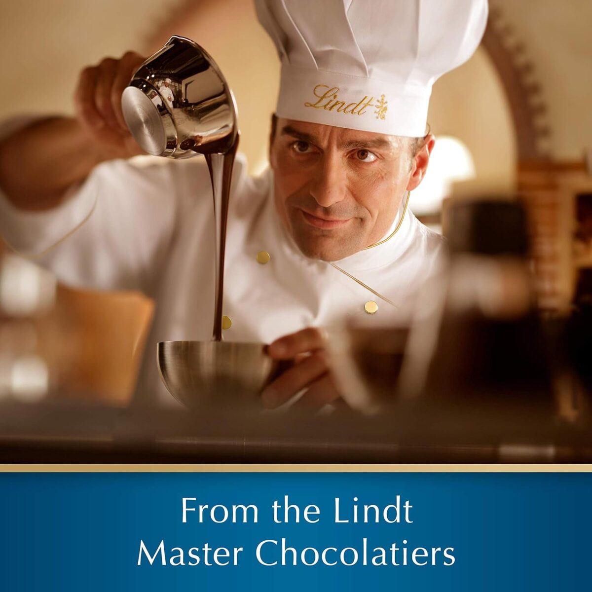 Lindt Les Grandes Milk Chocolate Hazelnut Bar 150G